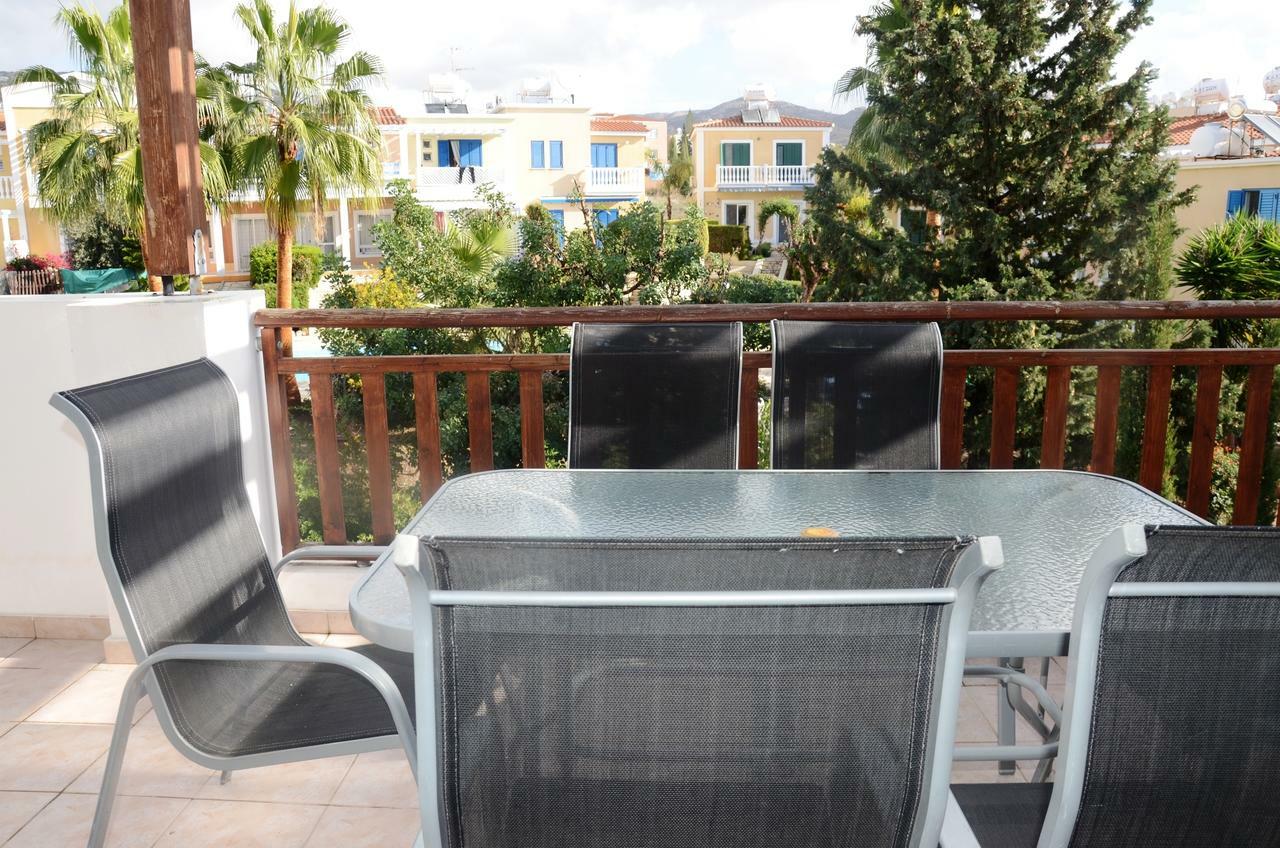 Top Floor, 2 Bedroom Apartment Vanessa D204, Free Wifi, Village View Peyia Room photo