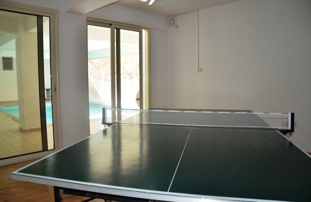 Top Floor, 2 Bedroom Apartment Vanessa D204, Free Wifi, Village View Peyia Exterior photo
